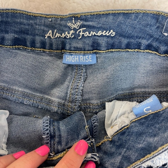 Almost Famous High Rise Distressed Cut Offs - Picture 5 of 6